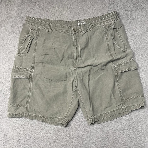 Tommy Bahama Other - Tommy Bahama Men's Size 40 Sage Green Cargo Shorts Tencel Cotton Blend Relax